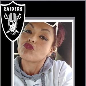 Meet your Posher, Manuelita